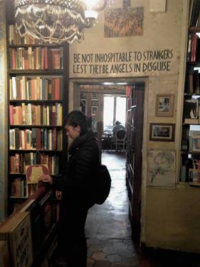 maggie_bookstore